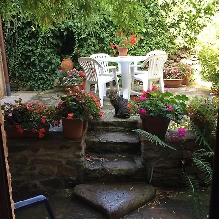 Adorable Tuscan With Beautiful Garden Just Outside Lucca, Sleeps 4